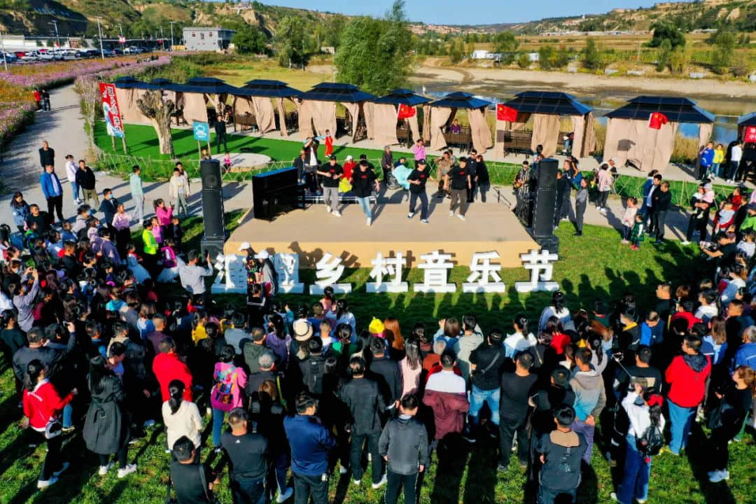 1721985519471299.jpg 640.jpg