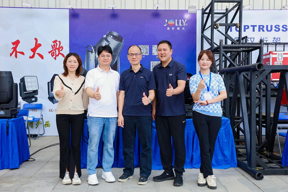 1745554569590131.jpg 21.jpg